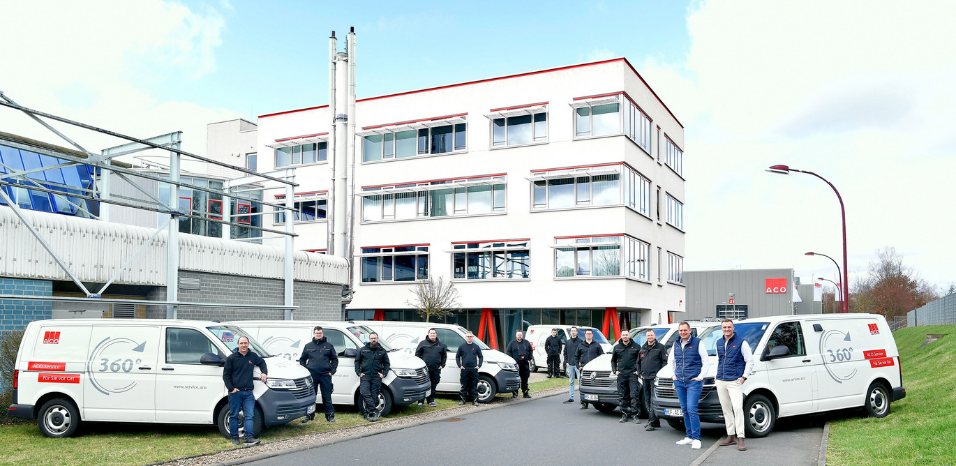 ACO-Service-Gruppe-schmal